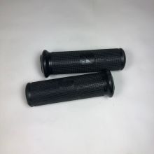 Poignées caoutchouc noires avec collerettes  diam 21 - Vespa Type N 125, 150