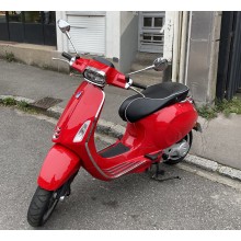 Scooter Vespa Sprint 50cc en très bon état général, 6990 km , contrôle technique OK